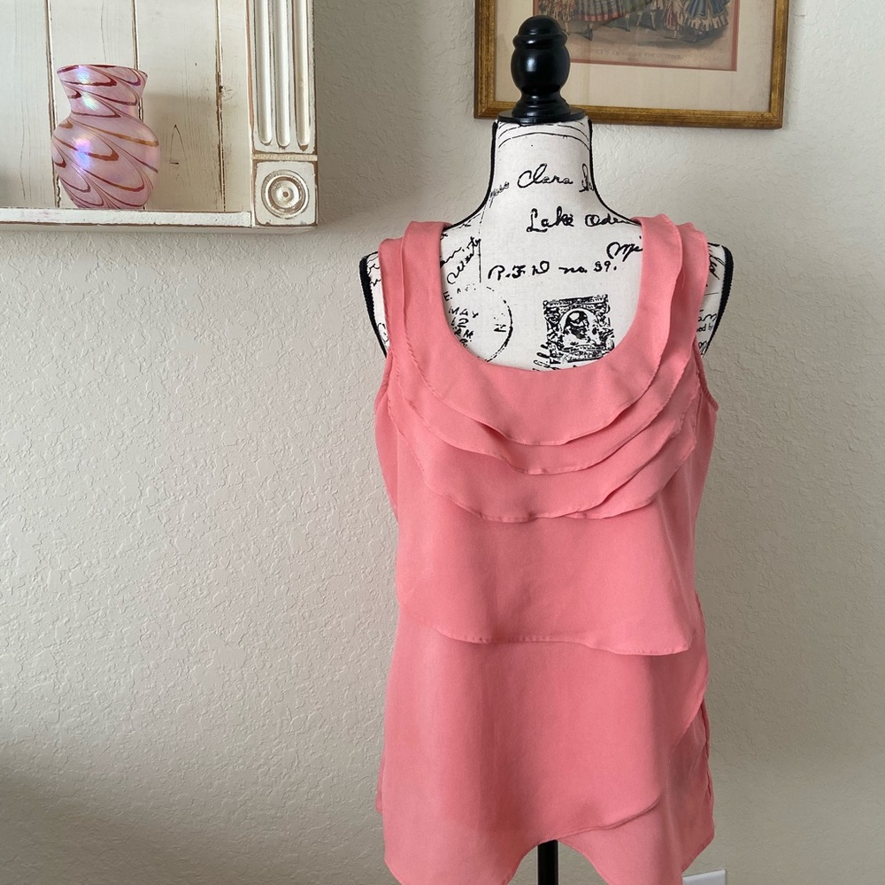 🌸New York & Company tank blouse.